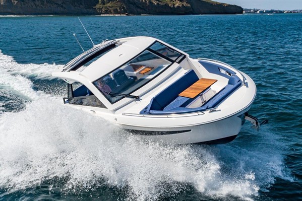 2022 BAVARIA VIDA 33