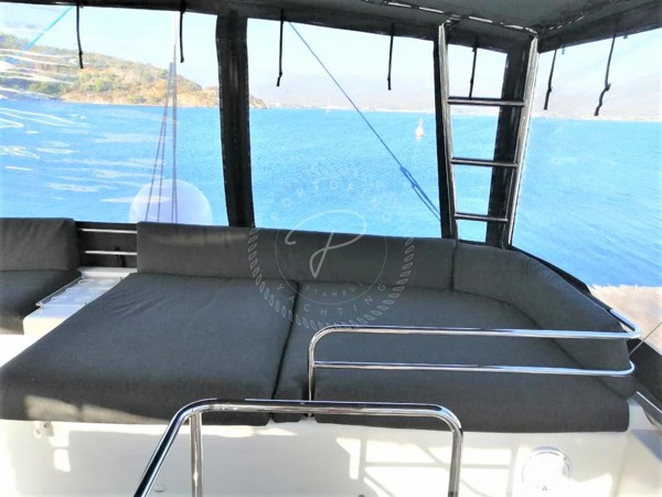 2013 LAGOON 560