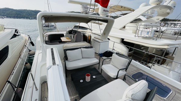 2011 BENETEAU SWIFT TRAWLER 52