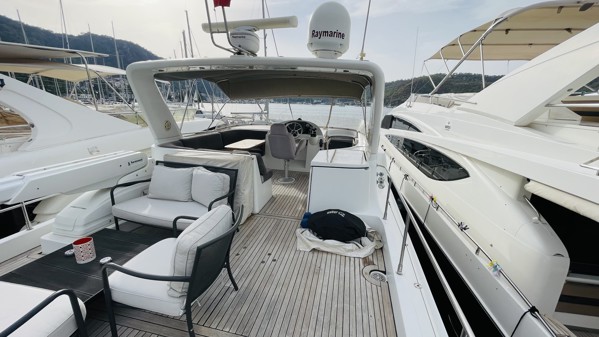 2011 BENETEAU SWIFT TRAWLER 52