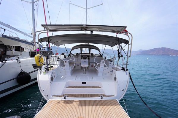 2022 BAVARIA 46 CRUISER