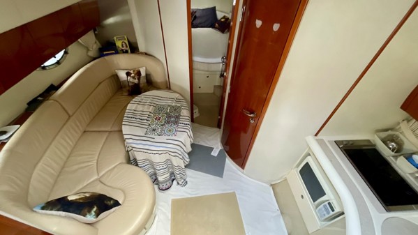 2005 FAIRLINE TARGA 34