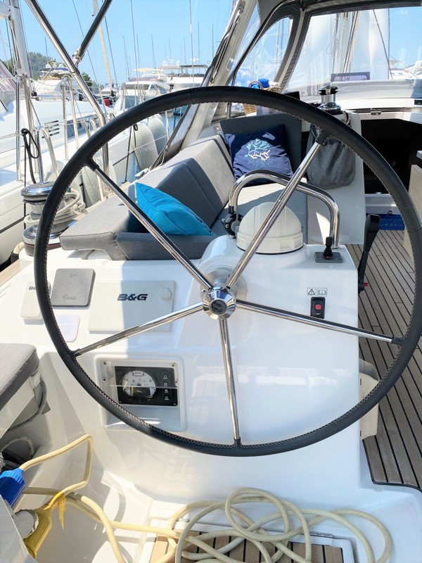 2015 BENETEAU OCEANIS 48