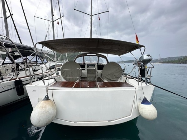 2017 DUFOUR 460 GRAND LARGE 