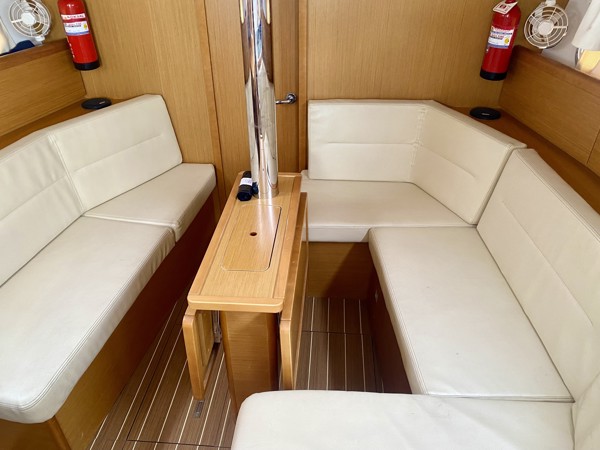 2011 JEANNEAU SUN ODYSSEY 36I