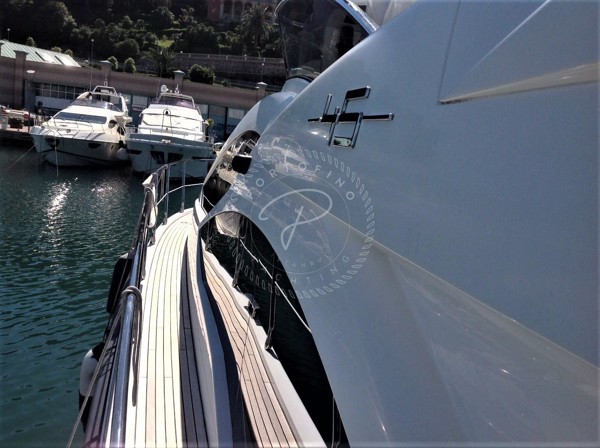 2012 AZIMUT 45