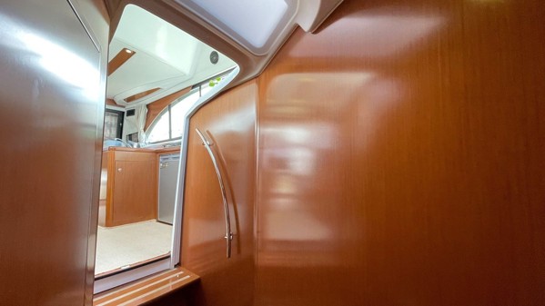 2012 BENETEAU ANTARES 42