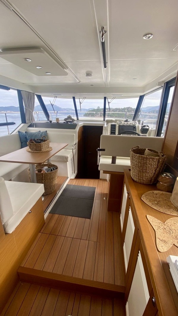 2021 BENETEAU SWIFT TRAWLER 41- DOCKMATE 