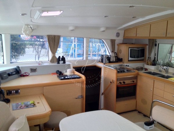 2009 LAGOON 440