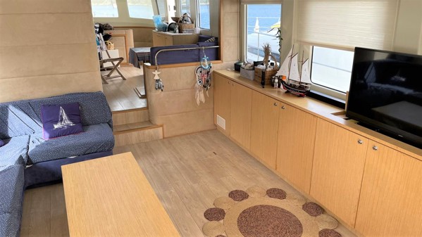 2020 CUSTOM TRAWLER 20 M