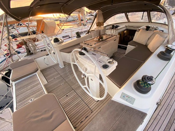 2013 BAVARIA CRUISER 56