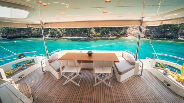 2013 AZIMUT 84 FLYBRIDGE