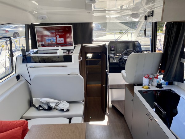 2023 BENETEAU ANTARES 11 FLY