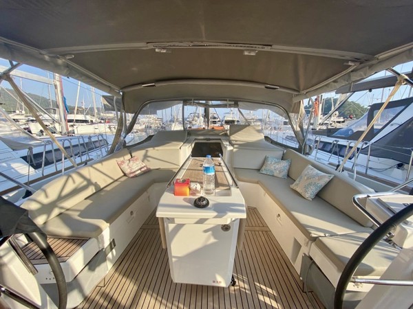 2021 BENETEAU OCEANIS 46.1