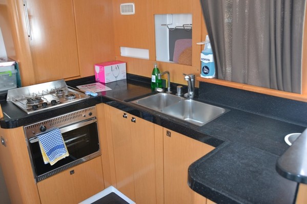 2011 FOUNTAINE PAJOT ORANA 44