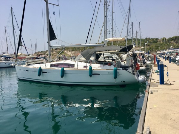 2011 BENETEAU OCEANIS 40 