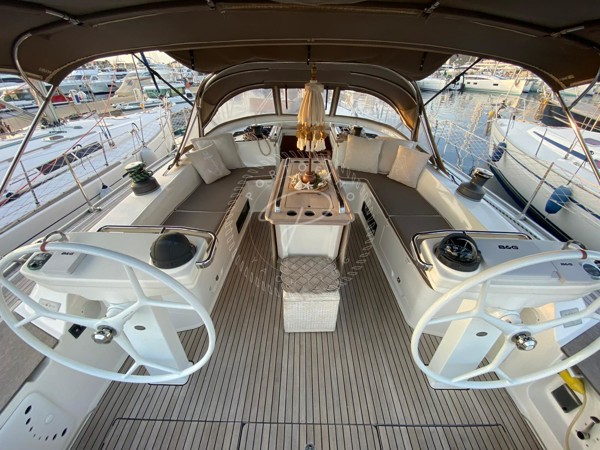 2013 BAVARIA CRUISER 56