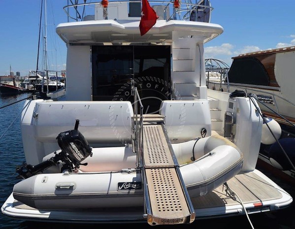 2014 AZIMUT MAGELLANO 43