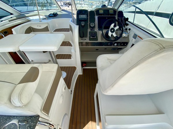 2007 CRUISER YACHTS 390 SPORT COUPE