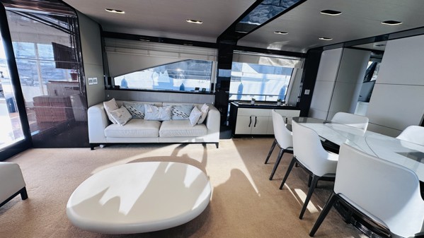 2018 AZIMUT 80