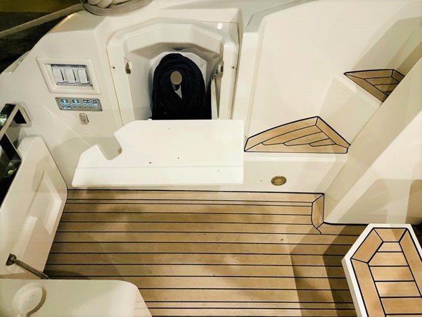 2011 FAIRLINE SQUADRON 42