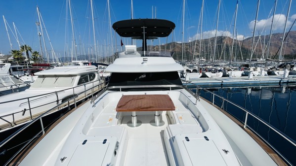 2016 AZIMUT MAGELLANO 53