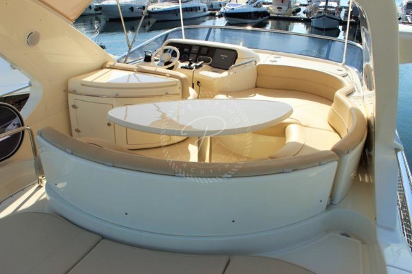 2004 AZIMUT 55 FLY