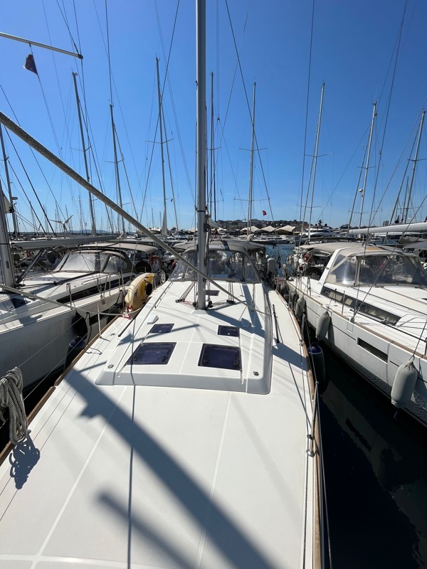 2018 BENETEAU OCEANIS 45