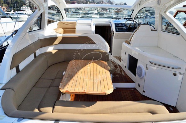 2014 FAIRLINE TARGA 38