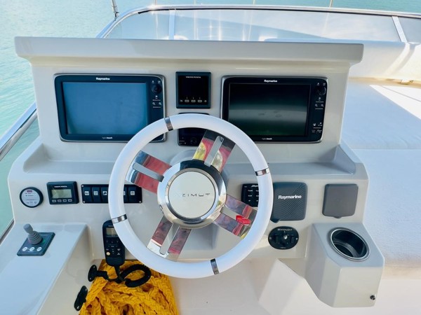 2015 AZIMUT 50