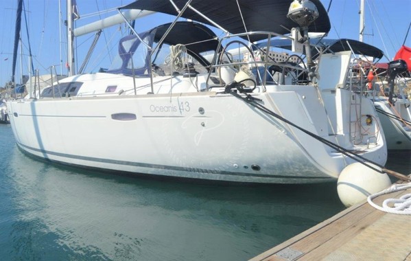 2010 BENETEAU OCEANIS 43