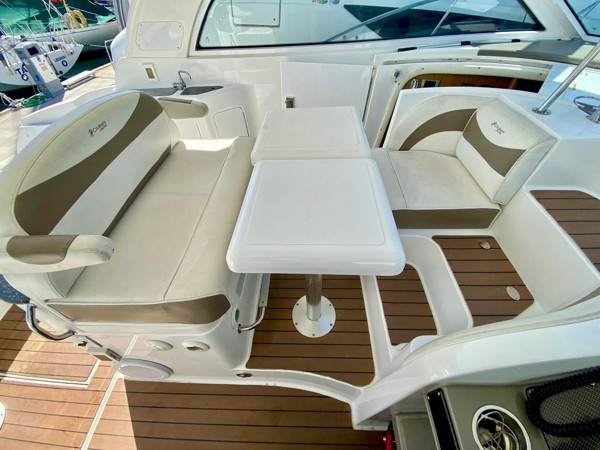 2007 CRUISER YACHTS 390 SPORT COUPE