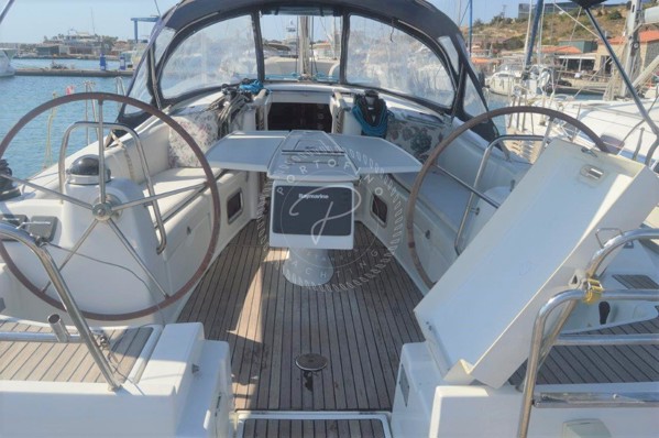 2010 BENETEAU OCEANIS 43