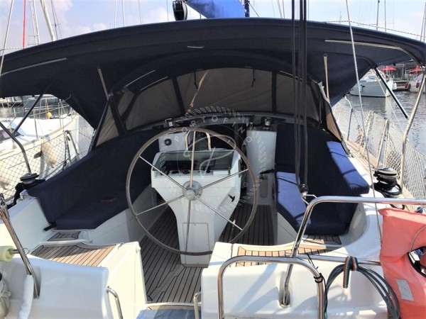 1998 BENETEAU OCEANIS 411