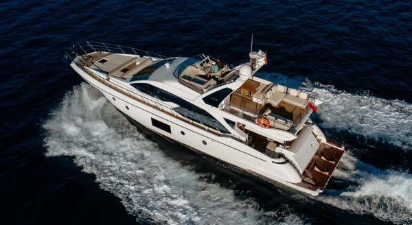 2017 AZIMUT 66 FLY