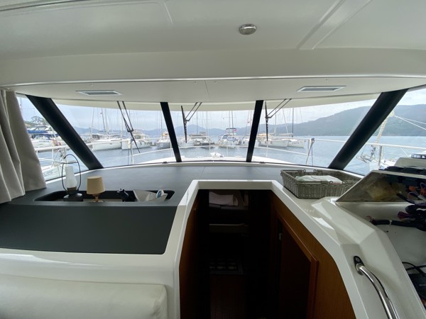 2021 BENETEAU SWIFT TRAWLER 41- DOCKMATE 