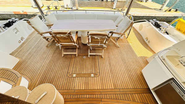 2012 SUNSEEKER 80