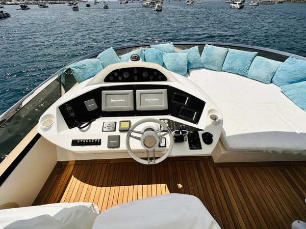 2012 SUNSEEKER 80