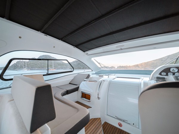 2014 BAVARIA SPORT 44 HT