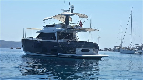 2015 AZIMUT MAGELLANO 53