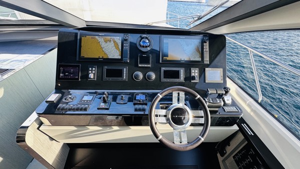 2018 AZIMUT 80