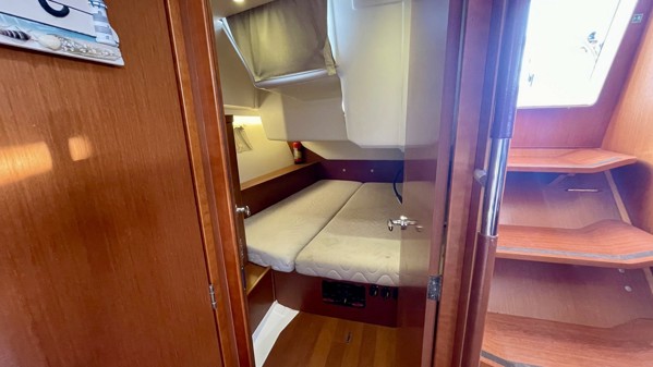 2015 BENETEAU OCEANIS 45