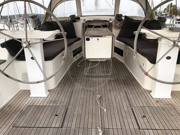 2013 BAVARIA 45 CRUISER