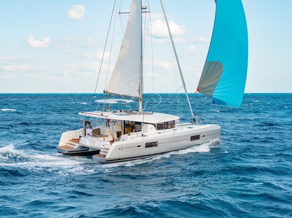 2019 LAGOON 42