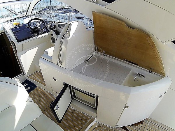 2011 FAIRLINE TARGA 38