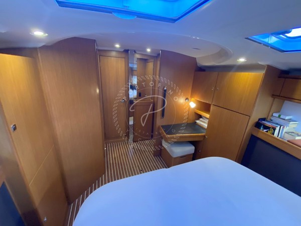 2013 BAVARIA CRUISER 56