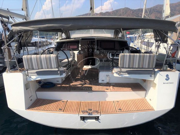 2011 BENETEAU SENSE 50