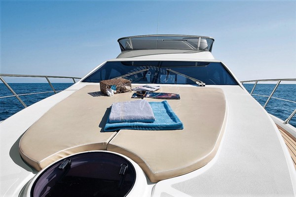 2013 AZIMUT 48 FLY