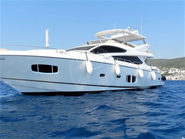 2012 SUNSEEKER 80