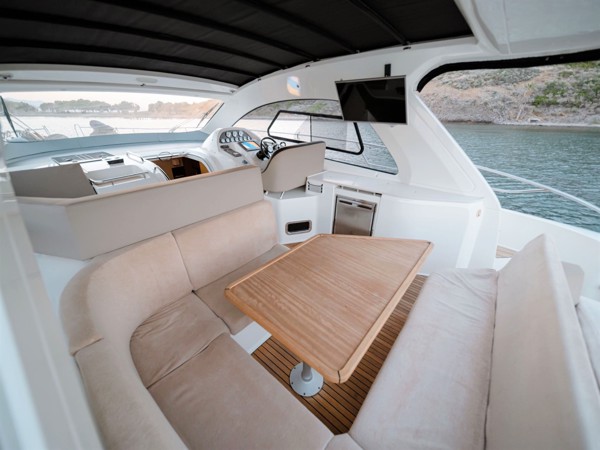 2014 BAVARIA SPORT 44 HT